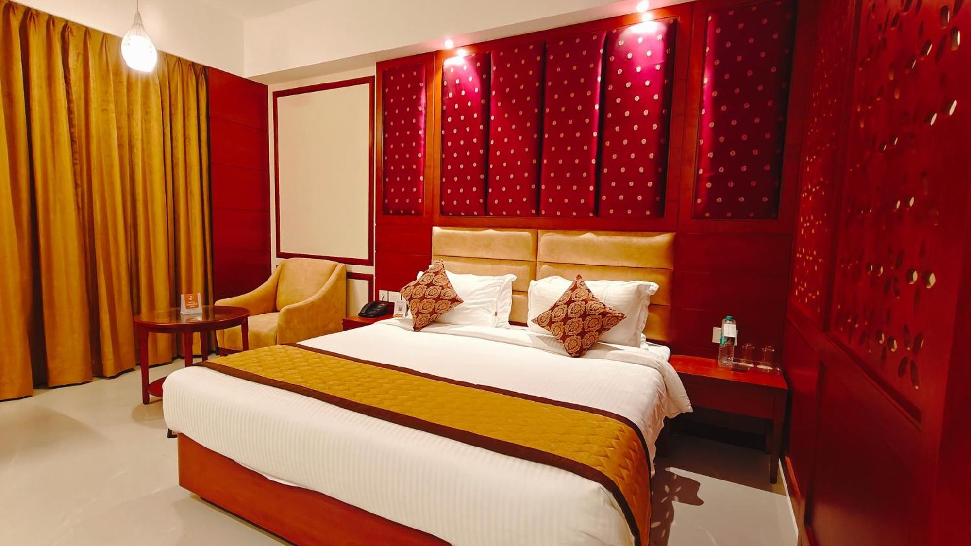 ดับเบิลเอ็ม เลกาซี กัณจิปุรัม Hotel กาญจีปุรัม ภายนอก รูปภาพ